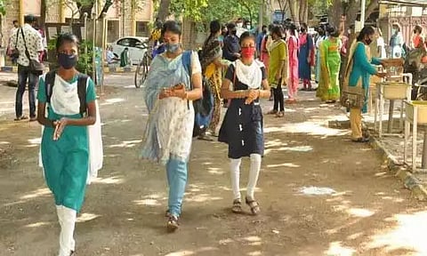 கலை, அறிவியல் கல்லூரிகளில் மாணவர் சேர்க்கை - நாளை தரவரிசைப் பட்டியல் வெளியீடு