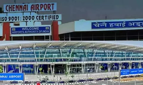 ஆப்பிரிக்காவில் இருந்து சென்னைக்கு விமானத்தில் ரூ.4 கோடி போதை பவுடர் கடத்தல் - வாலிபர் கைது