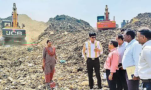 சென்னையை குப்பை இல்லா நகரமாக மாற்ற மாநகராட்சிக்கு பொதுமக்கள் ஒத்துழைப்பு வழங்க வேண்டும் - கமிஷனர் ராதாகிருஷ்ணன் வேண்டுகோள்