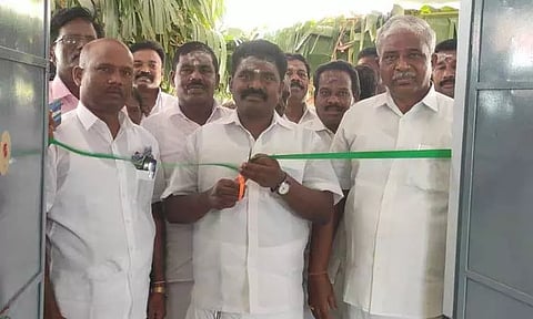 வி.மாமாந்தூரில்ரூ.35 லட்சத்தில் கட்டப்பட்ட அரசு பள்ளி கட்டிடம்செந்தில்குமார் எம்.எல்.ஏ. திறந்து வைத்தார்
