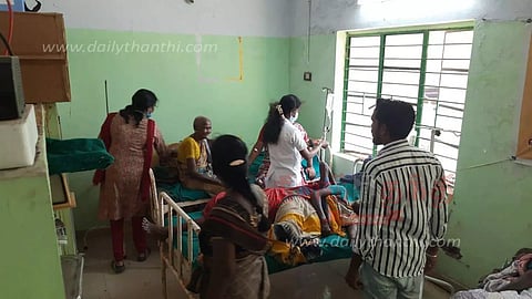 தேனீக்கள் கடித்து 88 தொழிலாளர்கள் காயம்