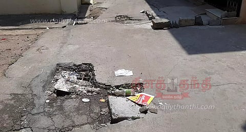 சேதம் அடைந்த சாக்கடை கால்வாய் பாலம் சீரமைக்கப்படுமா?