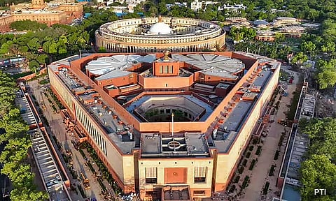 "சவப்பெட்டி" புதிய நாடாளுமன்ற கட்டிட வடிவமைப்பு குறித்து விமர்சனம்- பா.ஜ.க கண்டனம்