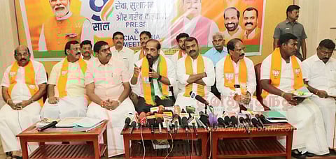 தனியார் மயம் குறித்து பேச காங்கிரசுக்கு தகுதி கிடையாது