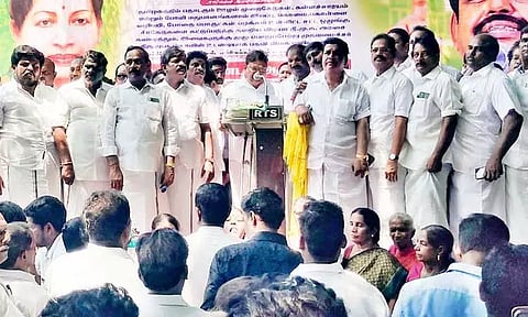 அ.தி.மு.க.வினர் கண்டன ஆர்ப்பாட்டம்