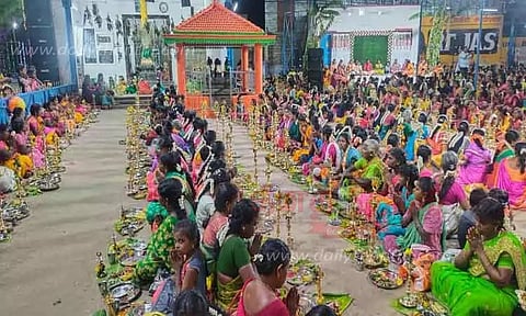 திருவிளக்கு பூஜை