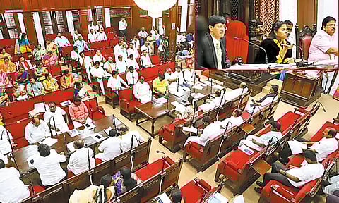 நிலுவை வரித்தொகையை வசூலிக்க நடவடிக்கை: ஏரியா சபை கூட்டங்களில் அரசு அதிகாரிகளும் பங்கேற்க நடவடிக்கை