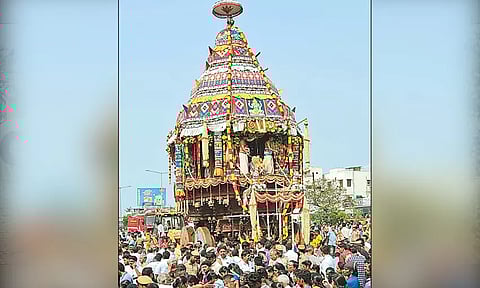 சிங்கப்பெருமாள் கோவில் பாடலாத்ரி நரசிம்ம பெருமாள் கோவில் தேரோட்டம் - திரளான பக்தர்கள் பங்கேற்பு