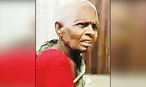 ரெயிலில் அடிபட்டு இறந்த அடையாளம் தெரியாத பெண் மாயமான தாய் என நினைத்து அடக்கம் செய்த மகன்