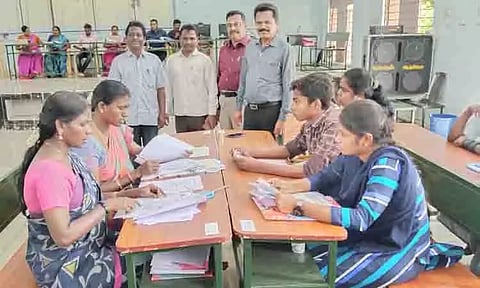 அரசு கலைக்கல்லூரியில் தமிழ், ஆங்கில பாடப்பிரிவுகளுக்கு மாணவர் சேர்க்கை