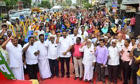 எஸ்.டி.பி.ஐ. ஆர்ப்பாட்டம்