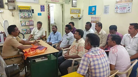 குமாரபாளையம் போலீஸ் நிலையத்தில் டாஸ்மாக் கண்காணிப்பாளர்கள் ஆலோசனை கூட்டம்