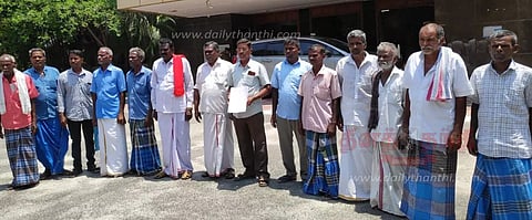 தொப்பூர் அருகே மயானத்திற்கு இடம் ஒதுக்கீடு செய்ய வேண்டும்குறை தீர்க்கும் நாள் கூட்டத்தில் கிராம மக்கள் மனு