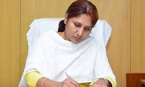 சென்னையில் ஐ.ஏ.எஸ். அதிகாரி மலர்விழி வீட்டில் லஞ்ச ஒழிப்பு போலீசார் சோதனை..!