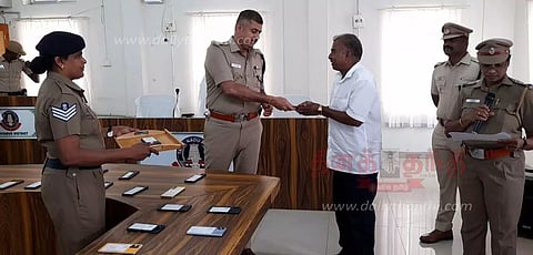 திருட்டு போன ரூ.10½ லட்சம் மதிப்புள்ள 70 ஆண்ட்ராய்டு செல்போன்கள்