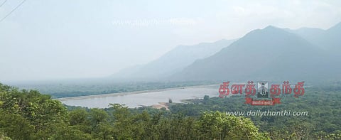 அந்தியூர் வரட்டுப்பள்ளம் அணை நீர்மட்டம் 23.39 அடியாக குறைந்தது