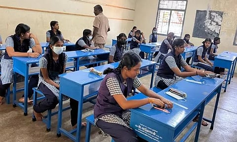 பிளஸ்-2 துணைத்தேர்வு ஹால் டிக்கெட்டை 14-ம் தேதி முதல் பதிவிறக்கம் செய்யலாம்