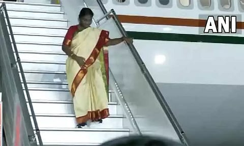 சூரினாம், செர்பியா சுற்றுப்பயணம் நிறைவு; டெல்லி திரும்பினார் ஜனாதிபதி திரவுபதி முர்மு