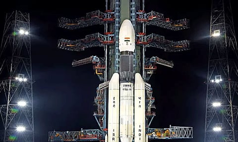 நிலவிற்கு செல்ல தயாராகும் "சந்திரயான்3" விண்கலம்..! ஸ்ரீஹரிகோட்டா வந்தடைந்த ராக்கெட் பாகங்கள்..