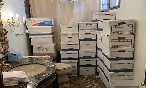 டொனால்டு டிரம்புக்கு வந்த சோதனை...! வீட்டின் குளியலறையில் அணு ஆயுத ரகசிய ஆவணங்கள்...!