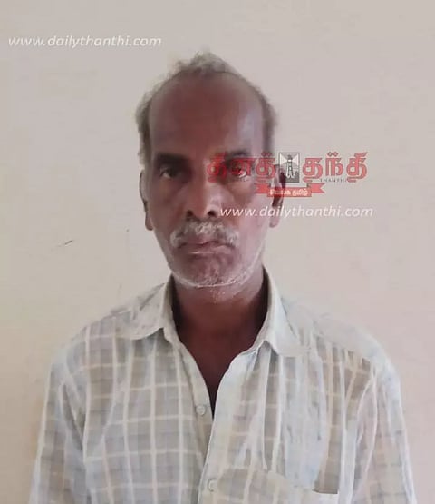 அந்தியூர் அருகே பயங்கரம்; மகனை இரும்பு குழாயால் அடித்து கொன்ற ஆட்டோ டிரைவர்- குடிபோதையில் ஊர் சுற்றியதால் ஆத்திரம்