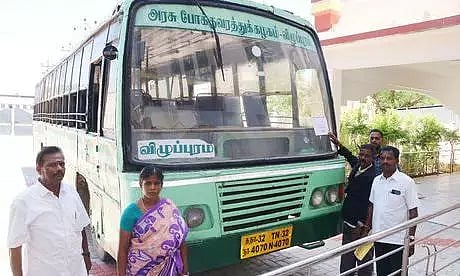 நஷ்ட ஈடு வழங்காததால் அரசு பஸ் ஜப்தி