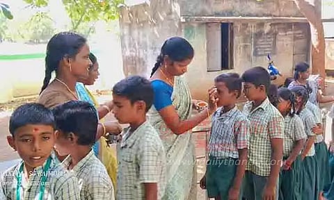 கோடை விடுமுறை முடிந்து பள்ளிகள் திறப்பு