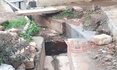 திறந்து கிடக்கும் கழிவுநீர் கால்வாய்