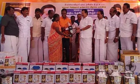 திருக்கோவிலூரில் 1,000 பேருக்கு நலத்திட்ட உதவிகள் - அமைச்சர் பொன்முடி வழங்கினார்