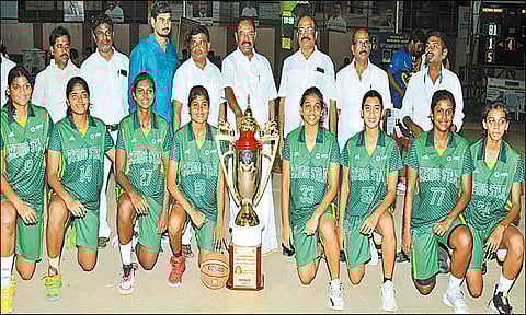 மாநில கூடைப்பந்து: இந்தியன் வங்கி, ரைசிங் ஸ்டார் அணிகள் 'சாம்பியன்'