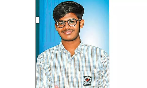 'நீட்' தேர்வு முடிவு வெளியீடு தமிழக மாணவர் பிரபஞ்சன் அகில இந்திய அளவில் முதலிடம்