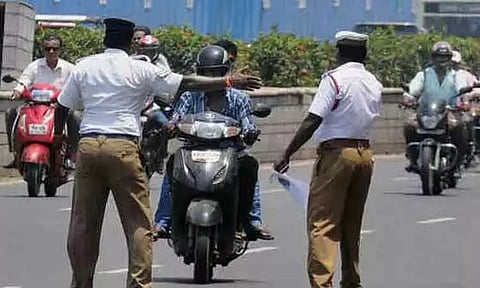 சென்னையில் போக்குவரத்து விதிமீறல் வழக்குகளில் ரூ.7.96 கோடி அபராதம் வசூல் - போக்குவரத்து காவல்துறை தகவல்