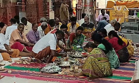 திருவரங்கம் அரங்கநாதர் கோவிலில் உண்டியல் திறப்பு - ரூ.20½ லட்சம் காணிக்கை வசூல்