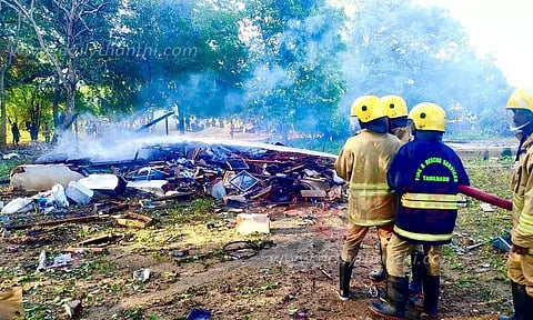 கொட்டாம்பட்டி அருகே பட்டாசு ஆலையில் 3 அறைகள் வெடித்துச் சிதறியதால் பரபரப்பு