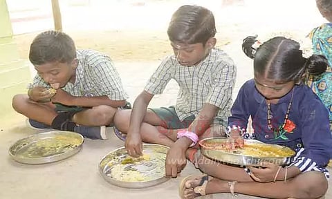 எல்.கே.ஜி. முதல் 5-ம் வகுப்பு வரை பள்ளிக்கூடங்கள் திறப்பு