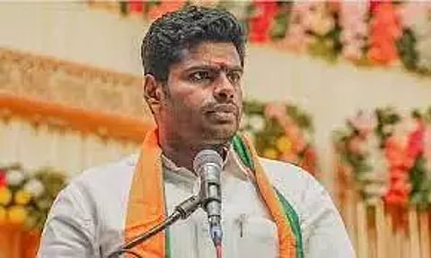 தமிழை உலகம் முழுவதும் உயர்த்தி காட்டுகிறார் பிரதமர் மோடி-பா.ஜனதா மாநில தலைவர் அண்ணாமலை பேச்சு