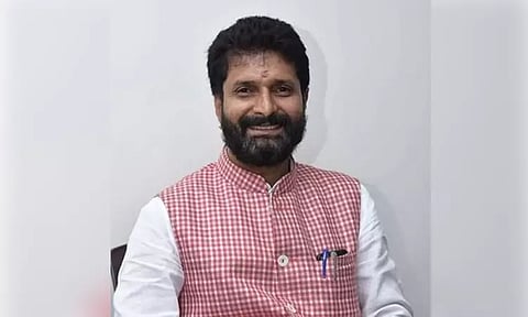 காங்கிரஸ் அரசு மின்கட்டணத்தை உயர்த்தி மக்களை ஏமாற்றி விட்டது முன்னாள் மந்திரி சி.டி.ரவி பேட்டி