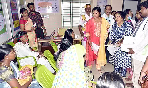 பச்சிளம் குழந்தைகளின் தாய்மார்களுக்கான ஆலோசனை மையம் விரிவுபடுத்தப்படும்