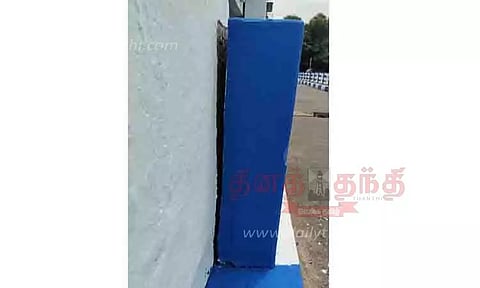 முக்கொம்பு காவிரி பாலத்தில் மற்றொரு மதகிலும் விரிசல்