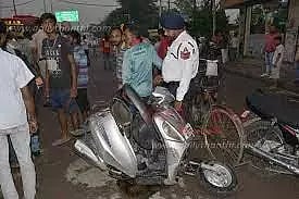 ஸ்கூட்டரில் செல்லும்போது மயக்கம் அடைந்து விழுந்தவர் சாவு