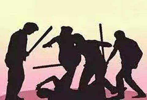 கல்கட்டகியில் புதுமாப்பிள்ளை மீது இரும்பு கம்பியால் தாக்குதல்