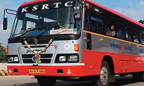 ஒரநாடு அன்னபூர்ணேஸ்வரி கோவிலுக்கு செல்ல அரசு பஸ் கிடைக்காமல் பரிதவித்த 200 பெண்கள்