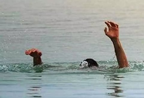 மேட்டூர் நீர்த்தேக்கத்தில் மூழ்கி பெண் பலி