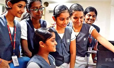 11-ம் வகுப்பு பொதுத்தேர்வு மறுகூட்டல் முடிவுகள் நாளை வெளியிடப்படும் - தேர்வுத்துறை