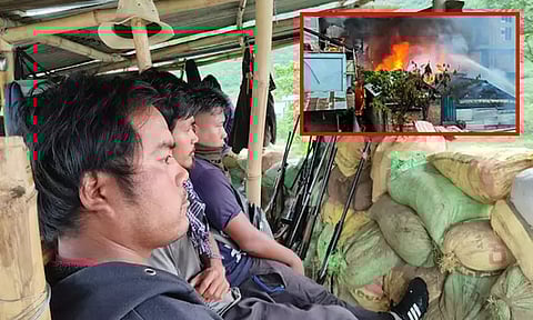 பதுங்கு குழியில்... பேனாவுக்கு பதில் துப்பாக்கியுடன் ஆசிரியர்; மணிப்பூர் நிலவரம்