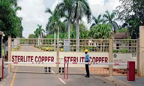 தூத்துக்குடி ஸ்டெர்லைட் ஆலையில் கழிவுகள் அகற்றும் பணி தொடங்கியது..!