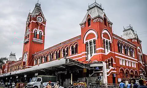 சென்டிரல் ரெயில் நிலையத்தில் ரூ.48¼ லட்சம் ஹவாலா பணம் பறிமுதல்