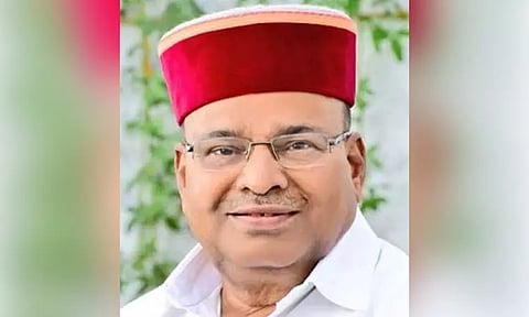 மொழி, நாடு பேதம் பார்க்காமல் மக்களை யோகா ஒன்றிணைக்கிறது; கவர்னர் கெலாட் பேச்சு