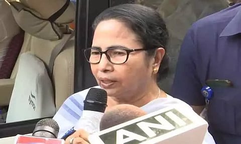 'சிம்லாவில் நடக்கும் 2-வது கூட்டத்தில் பா.ஜ.க.வை வீழ்த்துவது குறித்து விவாதிப்போம்' - மம்தா பானர்ஜி