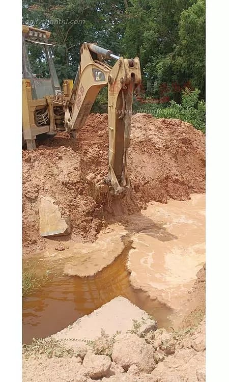 பாகூர் பகுதியில் மூடப்பட்ட வாய்க்கால் சீரமைப்பு